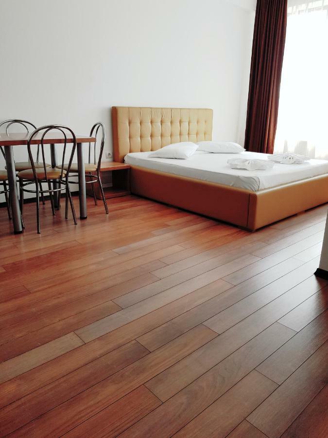 Sea View Studio Mamaia Luaran gambar